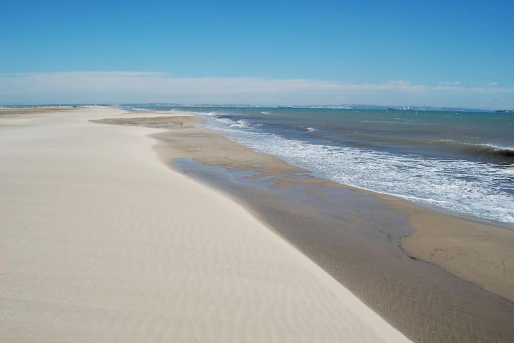 فيلا Lobilum En Camargue انت مارتن دي كراو المظهر الخارجي الصورة